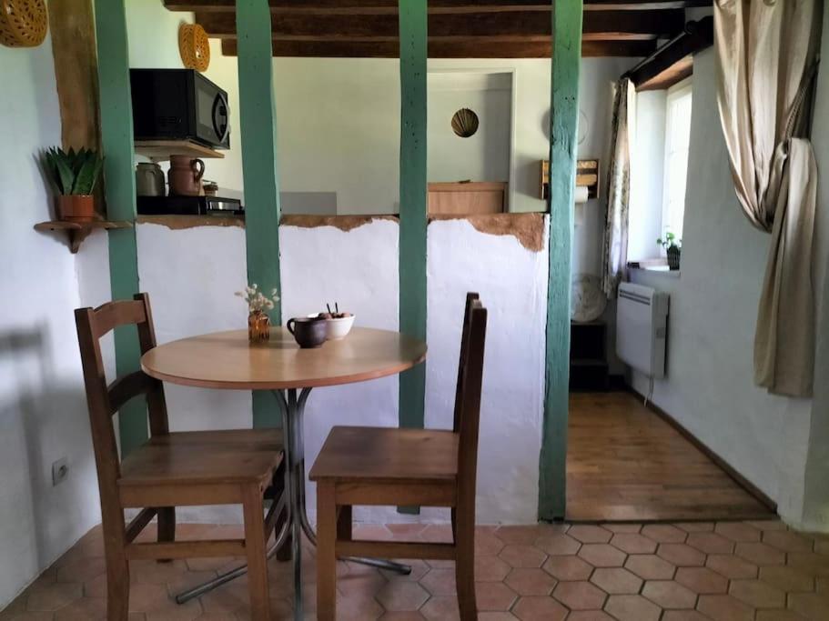Charmante Maisonnette En Pierre Ecardenville-sur-Eure Ngoại thất bức ảnh